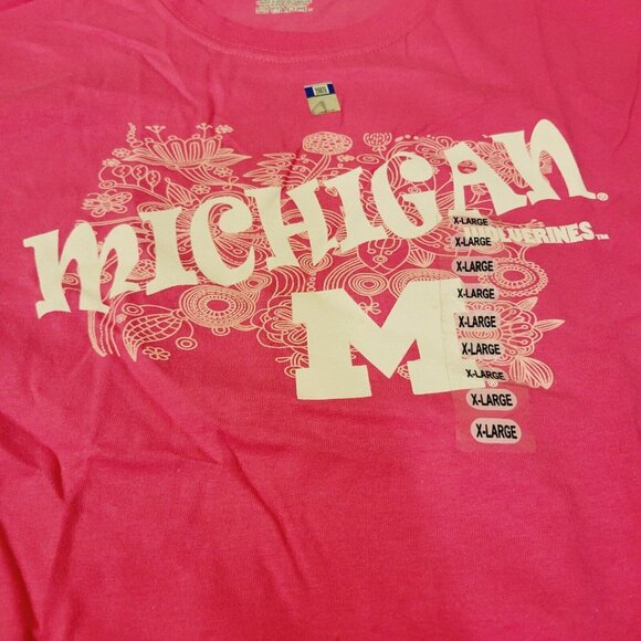Women's University of Michigan Wolverines College Short Sleeve Shirt Sz XL Pink - Picture 2 of 4